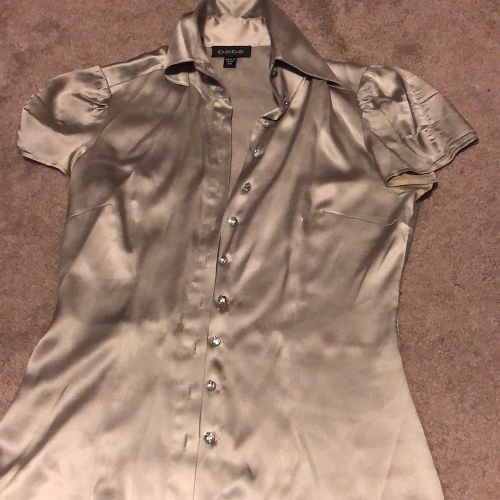 Bebe satin silver collar shirt